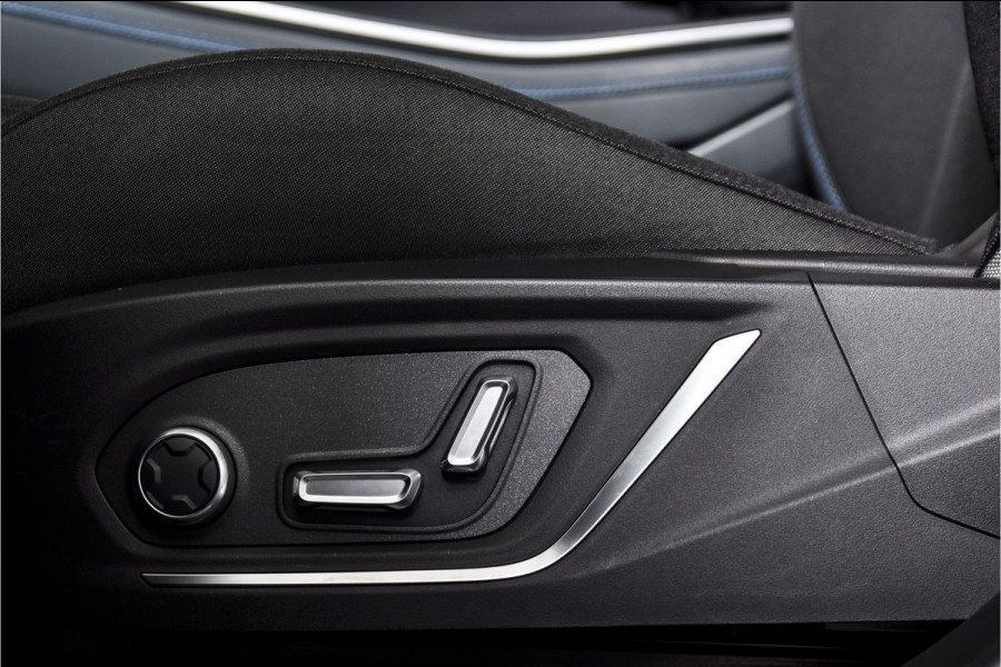 Lynk & Co 01 1.5 PHEV 261PK MY22 | Black Pakket | 360 Camera | S/K-panodak | Adapt. Cruise | Memory | Elek. klep | LM 20" | 8055