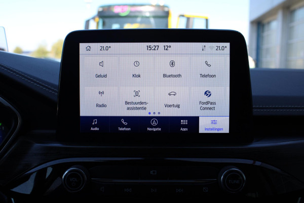 Ford Kuga 2.5 PHEV Vignale | Trekhaak | Panorama Dak | Stoel + Stuurverwarming | Adaptive Cruise Control | BLIS | Camera |