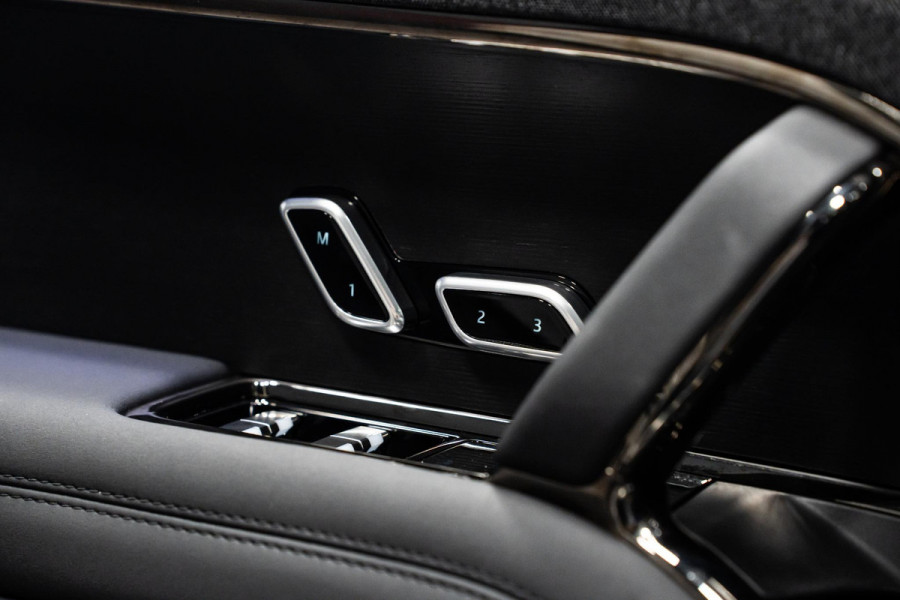 Land Rover Range Rover Sport 3.0 P550e Autobiography Edition PHEV *Panorama / Meridian Signature / Ventilatie- + Massage / HUD / Keyless / Soft-Close / Surround-view*