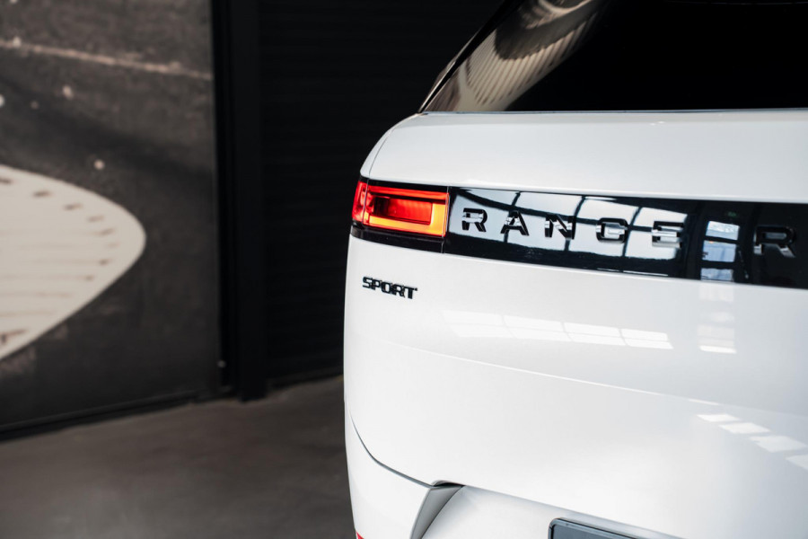 Land Rover Range Rover Sport 3.0 P550e Autobiography Edition PHEV *Panorama / Meridian Signature / Ventilatie- + Massage / HUD / Keyless / Soft-Close / Surround-view*
