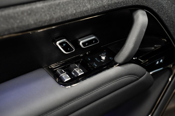 Land Rover Range Rover Sport 3.0 P550e Autobiography Edition PHEV *Panorama / Meridian Signature / Ventilatie- + Massage / HUD / Keyless / Soft-Close / Surround-view*