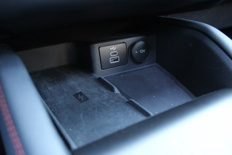 Ford Kuga 2.5 PHEV ST-Line X | Origin NL | Trekhaak | Panoramadak | Styling Pack | B&O | Winterpack