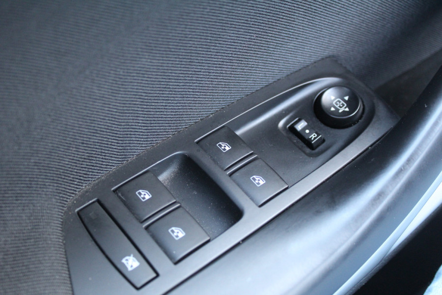 Opel Astra Sports Tourer 1.2 Edition | Black | Trekhaak | Camera | Navigatie | Airco