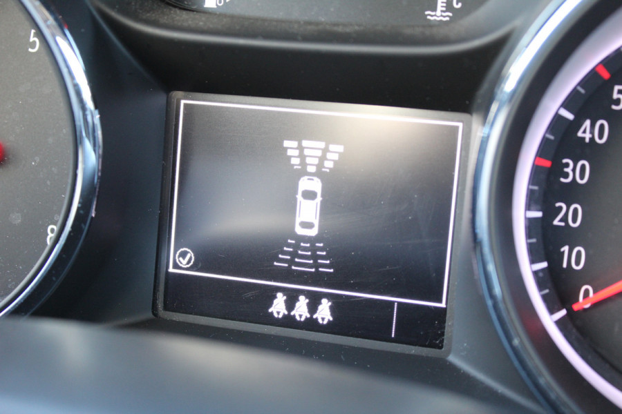 Opel Astra Sports Tourer 1.2 Edition | Black | Trekhaak | Camera | Navigatie | Airco