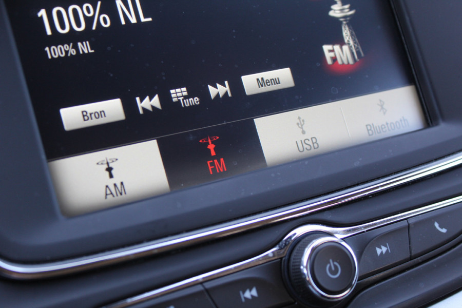 Opel Astra Sports Tourer 1.2 Edition | Black | Trekhaak | Camera | Navigatie | Airco