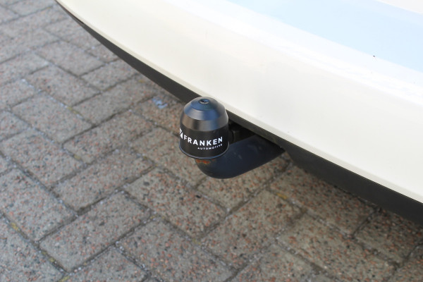 Opel Astra Sports Tourer 1.2 Edition | Black | Trekhaak | Camera | Navigatie | Airco