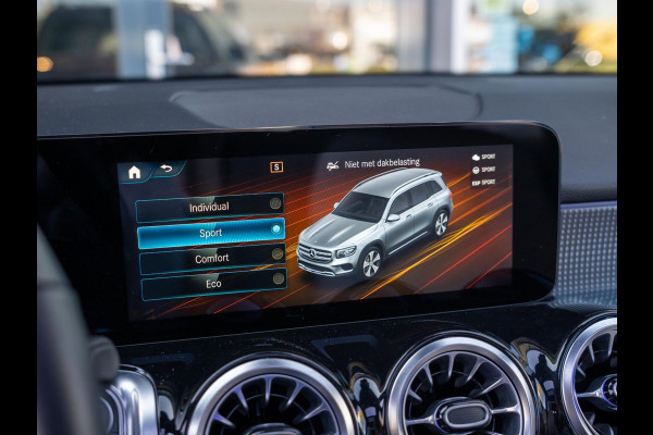 Mercedes-Benz Glb 200 Business Solution Luxury / Pano / Ambiance / Keyless / Memory / NL auto