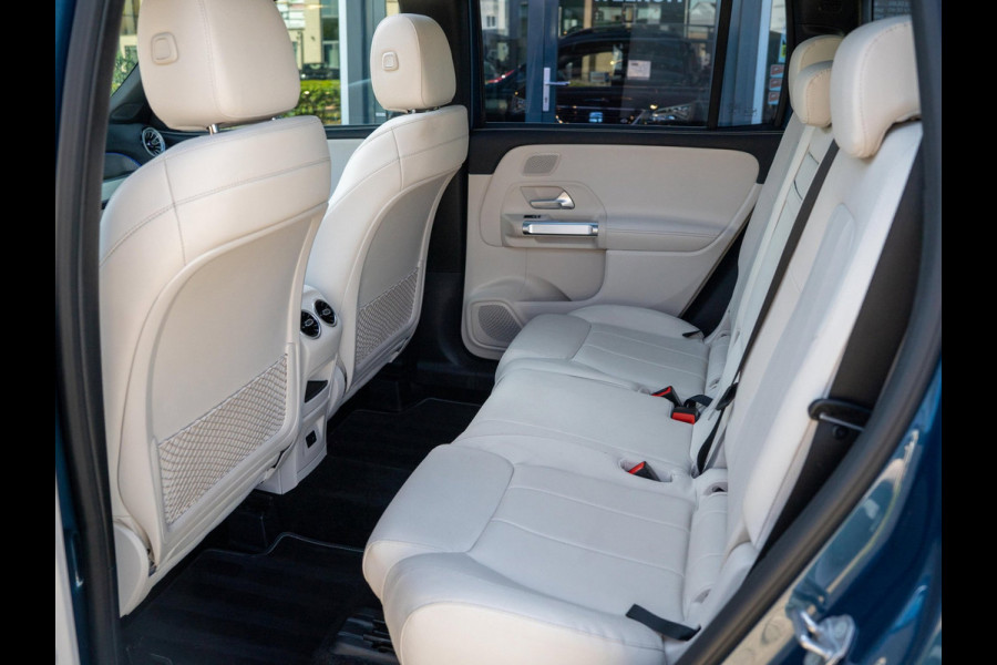 Mercedes-Benz Glb 200 Business Solution Luxury / Pano / Ambiance / Keyless / Memory / NL auto