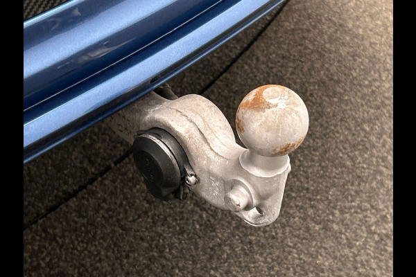 Volvo XC60 2.0 Recharge T8 AWD R-Design HEICO | Trekhaak | Stoelverwarming | 360 Camera | Memory | Harman/Kardon | Panoramadak |