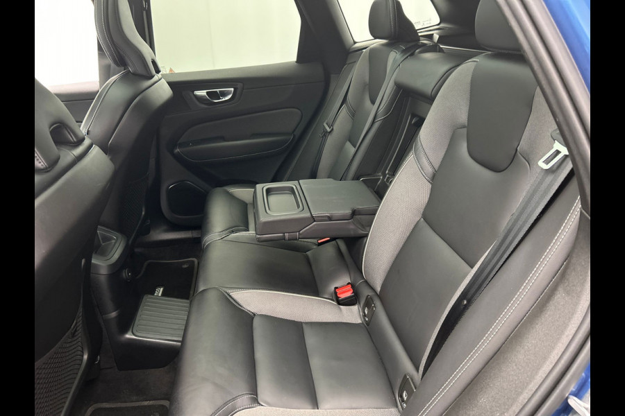 Volvo XC60 2.0 Recharge T8 AWD R-Design HEICO | Trekhaak | Stoelverwarming | 360 Camera | Memory | Harman/Kardon | Panoramadak |