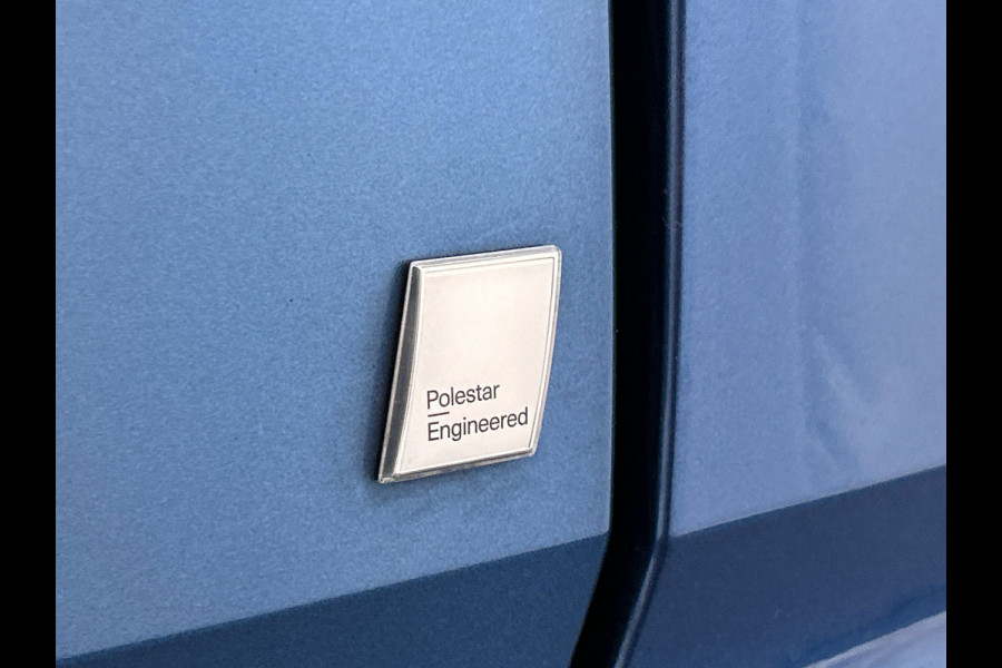Volvo XC60 2.0 Recharge T8 AWD R-Design HEICO | Trekhaak | Stoelverwarming | 360 Camera | Memory | Harman/Kardon | Panoramadak |