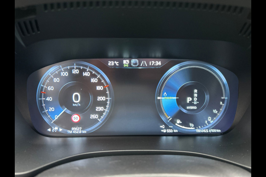Volvo XC60 2.0 Recharge T8 AWD R-Design HEICO | Trekhaak | Stoelverwarming | 360 Camera | Memory | Harman/Kardon | Panoramadak |