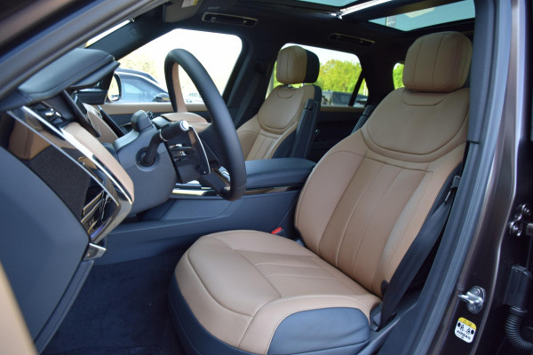 Land Rover Range Rover Sport P460e Dynamic SE | SVO Satin Tourmaline Brown