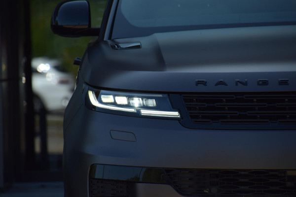 Land Rover Range Rover Sport P460e Dynamic SE | SVO Satin Tourmaline Brown