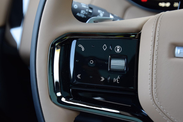 Land Rover Range Rover Sport P460e Dynamic SE | SVO Satin Tourmaline Brown