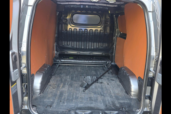 Nissan NV200 1.5 dCi Optima | Achteruitrijcamera | Trekhaak | Airco | Cruisecontrol | Dakdragers | Allseasons |