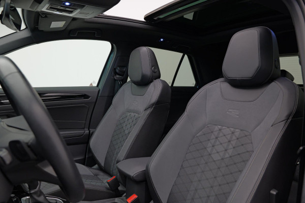 Volkswagen T-Roc 1.5 TSI Life Business |Pano|3xR-Line|Keyless|Carbon|