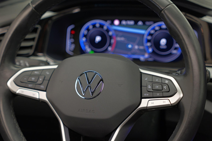 Volkswagen T-Roc 1.5 TSI Life Business |Pano|3xR-Line|Keyless|Carbon|