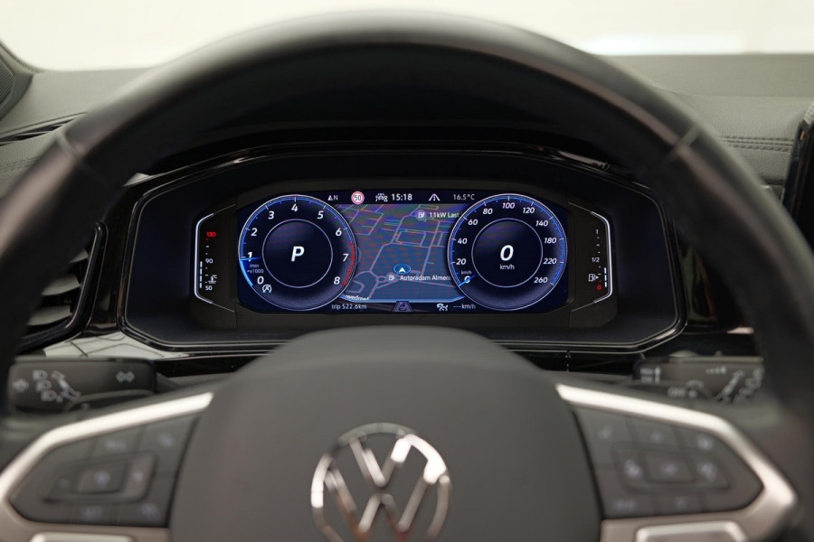 Volkswagen T-Roc 1.5 TSI Life Business |Pano|3xR-Line|Keyless|Carbon|