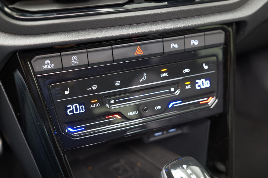 Volkswagen T-Roc 1.5 TSI Life Business |Pano|3xR-Line|Keyless|Carbon|