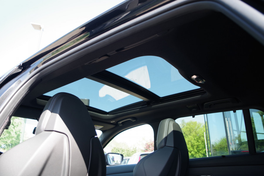 BMW 3 Serie Touring 330e High Executive M-Sport 293 PK PHEV, Panoramadak, M-Kuipstoelen, Adap. Cruise Control