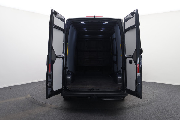 Volkswagen Crafter 35 2.0 TDI L3H3 177pk DSG Comfortline 3-Zits, Camera, Trekhaak, Apple Carplay, Cruise, PDC