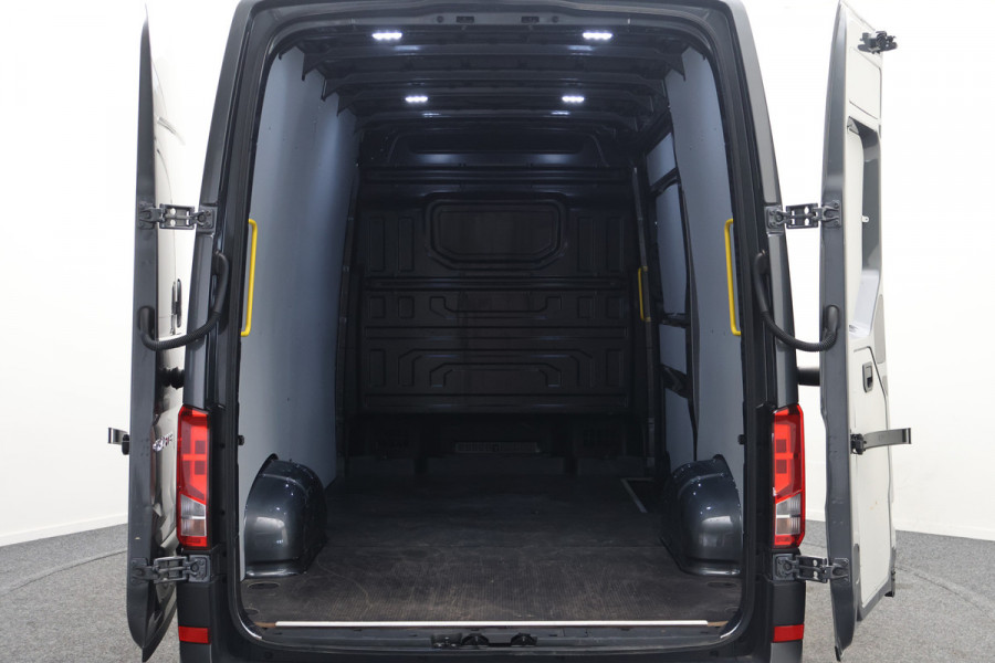 Volkswagen Crafter 35 2.0 TDI L3H3 177pk DSG Comfortline 3-Zits, Camera, Trekhaak, Apple Carplay, Cruise, PDC