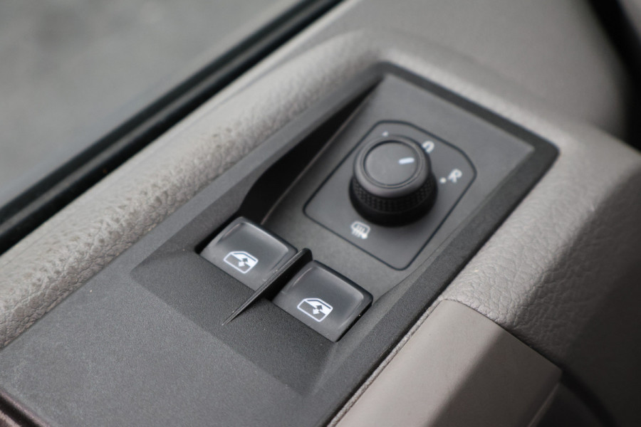 Volkswagen Crafter 35 2.0 TDI L3H3 177pk DSG Comfortline 3-Zits, Camera, Trekhaak, Apple Carplay, Cruise, PDC