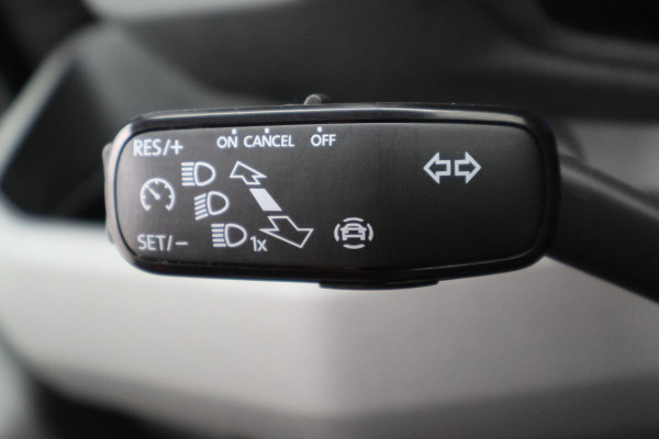 Volkswagen Crafter 35 2.0 TDI L3H3 177pk DSG Comfortline 3-Zits, Camera, Trekhaak, Apple Carplay, Cruise, PDC