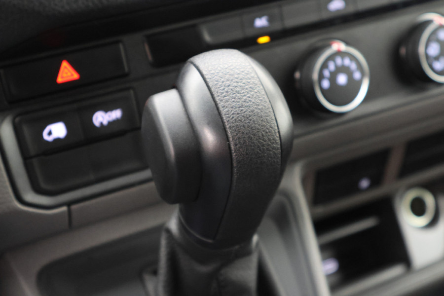 Volkswagen Crafter 35 2.0 TDI L3H3 177pk DSG Comfortline 3-Zits, Camera, Trekhaak, Apple Carplay, Cruise, PDC