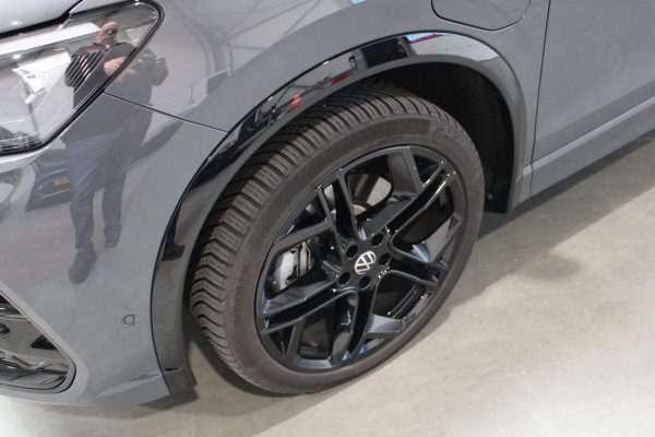 Volkswagen Tiguan 1.5 eHybrid R-Line Camera/Trekhaak/Black pakket/R-line Prijs is rijklaar