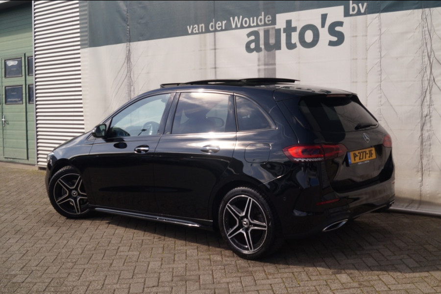 Mercedes-Benz B-Klasse 180 Automaat Business Solution AMG -PANO-LED-ECC-