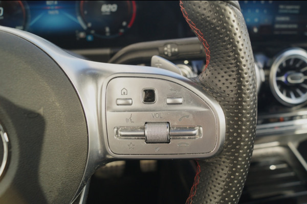 Mercedes-Benz B-Klasse 180 Automaat Business Solution AMG -PANO-LED-ECC-