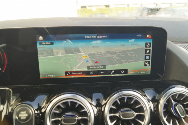 Mercedes-Benz B-Klasse 180 Automaat Business Solution AMG -PANO-LED-ECC-