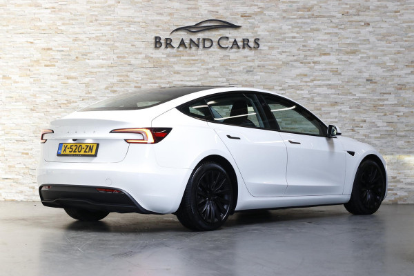Tesla Model 3 RWD 60 kWh | RWD PREMIUM | AUTOPILOT | STOELVENTILATIE | STOELVERW. V + A | NL AUTO |