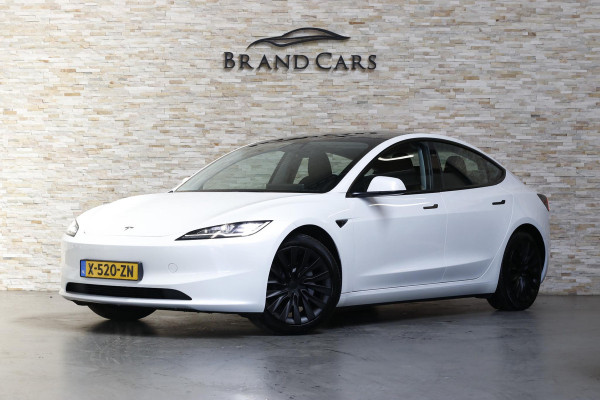Tesla Model 3 RWD 60 kWh | RWD PREMIUM | AUTOPILOT | STOELVENTILATIE | STOELVERW. V + A | NL AUTO |