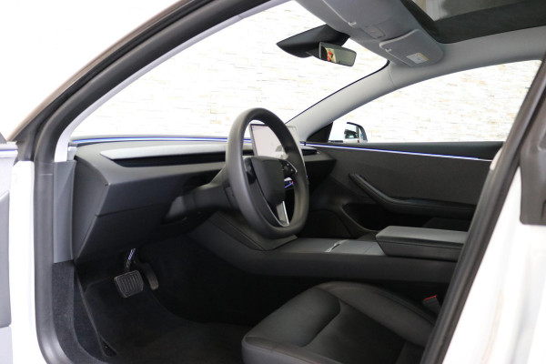 Tesla Model 3 RWD 60 kWh | RWD PREMIUM | AUTOPILOT | STOELVENTILATIE | STOELVERW. V + A | NL AUTO |