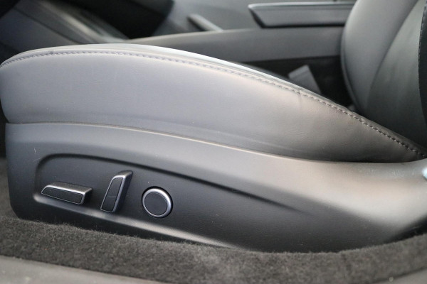 Tesla Model 3 RWD 60 kWh | RWD PREMIUM | AUTOPILOT | STOELVENTILATIE | STOELVERW. V + A | NL AUTO |