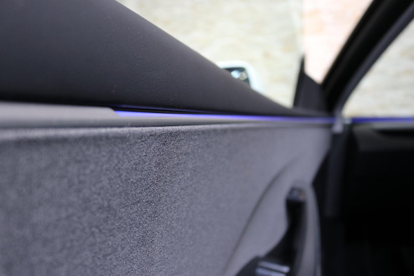 Tesla Model 3 RWD 60 kWh | RWD PREMIUM | AUTOPILOT | STOELVENTILATIE | STOELVERW. V + A | NL AUTO |