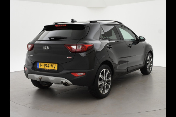 Kia Stonic 1.0 T-GDi DYNAMICPLUSLINE + TREKHAAK | STOELVERW. | CAMERA | 17 INCH | CARPLAY | KEYLESS