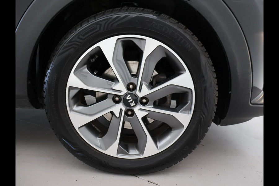 Kia Stonic 1.0 T-GDi DYNAMICPLUSLINE + TREKHAAK | STOELVERW. | CAMERA | 17 INCH | CARPLAY | KEYLESS