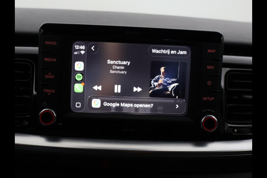 Kia Stonic 1.0 T-GDi DYNAMICPLUSLINE + TREKHAAK | STOELVERW. | CAMERA | 17 INCH | CARPLAY | KEYLESS