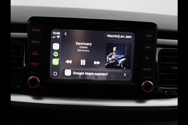 Kia Stonic 1.0 T-GDi DYNAMICPLUSLINE + TREKHAAK | STOELVERW. | CAMERA | 17 INCH | CARPLAY | KEYLESS