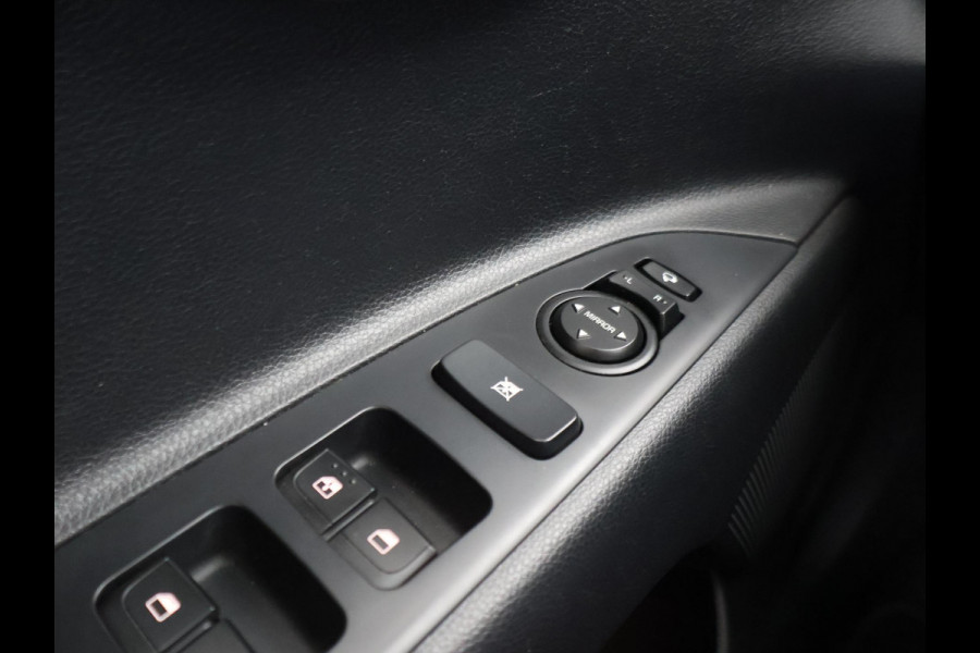 Kia Stonic 1.0 T-GDi DYNAMICPLUSLINE + TREKHAAK | STOELVERW. | CAMERA | 17 INCH | CARPLAY | KEYLESS