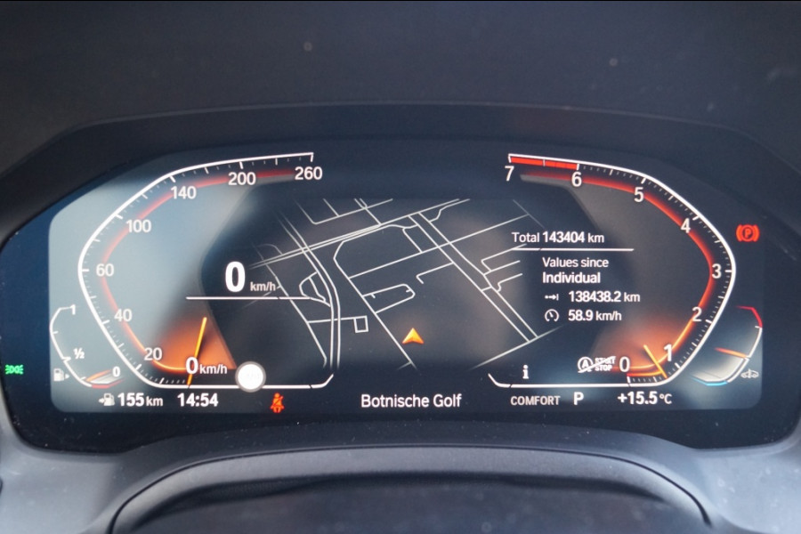 BMW 3 Serie Touring 318i High Executive Edition -LEER-CAM-NAVI-