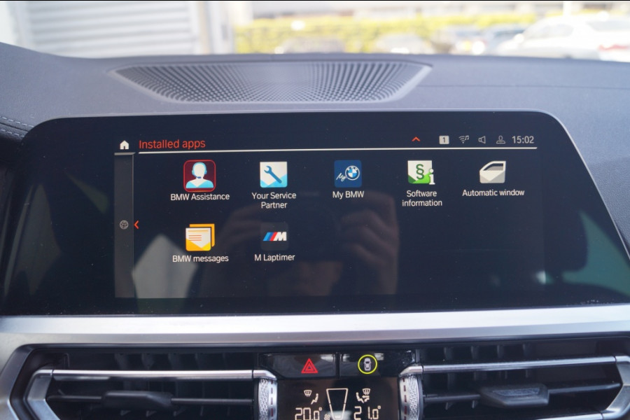 BMW 3 Serie Touring 318i High Executive Edition -LEER-CAM-NAVI-