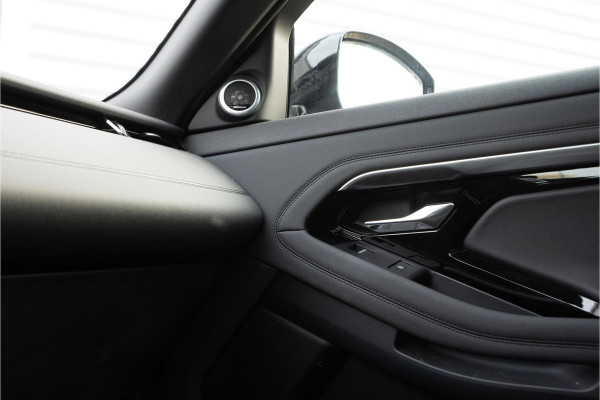 Land Rover Range Rover Evoque 1.5 P300e AWD R-Dynamic HSE Panoramadak Adapt. cruise Stuurverw. Zondag a.s. open!