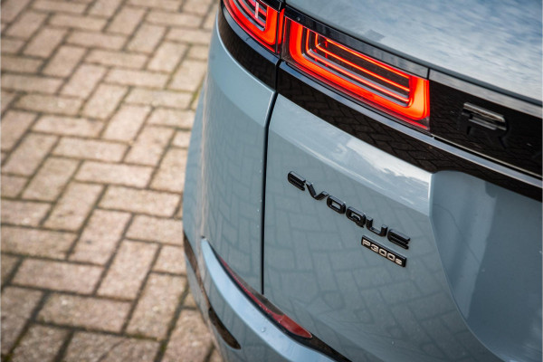 Land Rover Range Rover Evoque 1.5 P300e AWD R-Dynamic HSE Panoramadak Adapt. cruise Stuurverw. Zondag a.s. open!