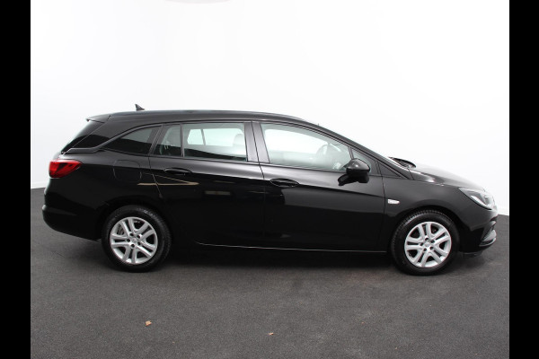 Opel Astra Sports Tourer 1.0 Turbo Online Edition Navigatie Apple Carplay/Android Auto Parkeer sensoren V+A Cruise Control Led