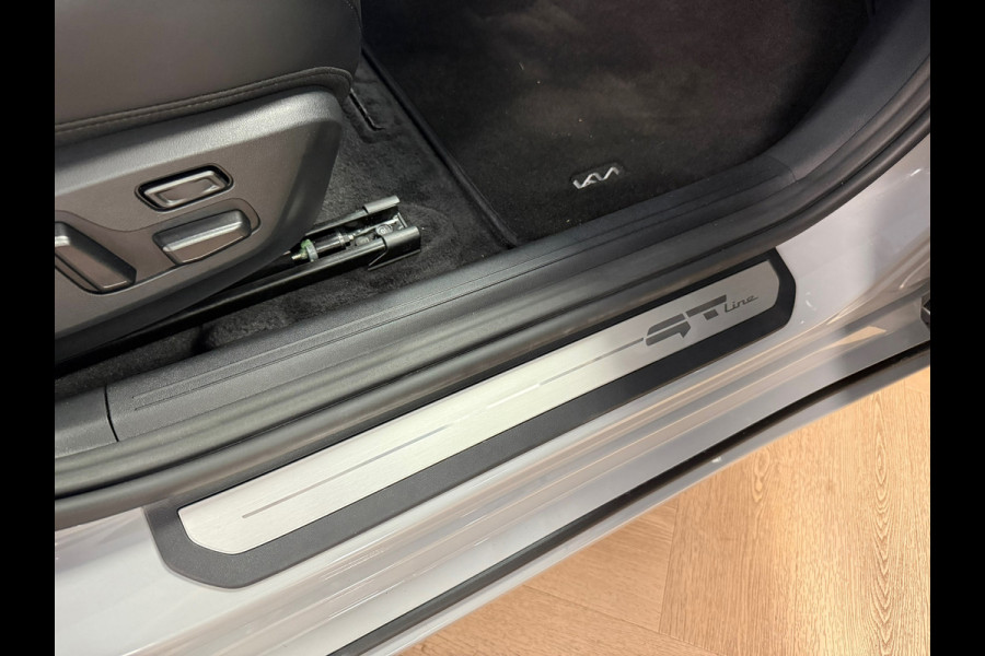 Kia EV4 GT-PlusLine 81.4 kWh SoH 100% 594KM BEREIK HUD NAVI CRUISE CLIMATE LED HARMAN KARDON